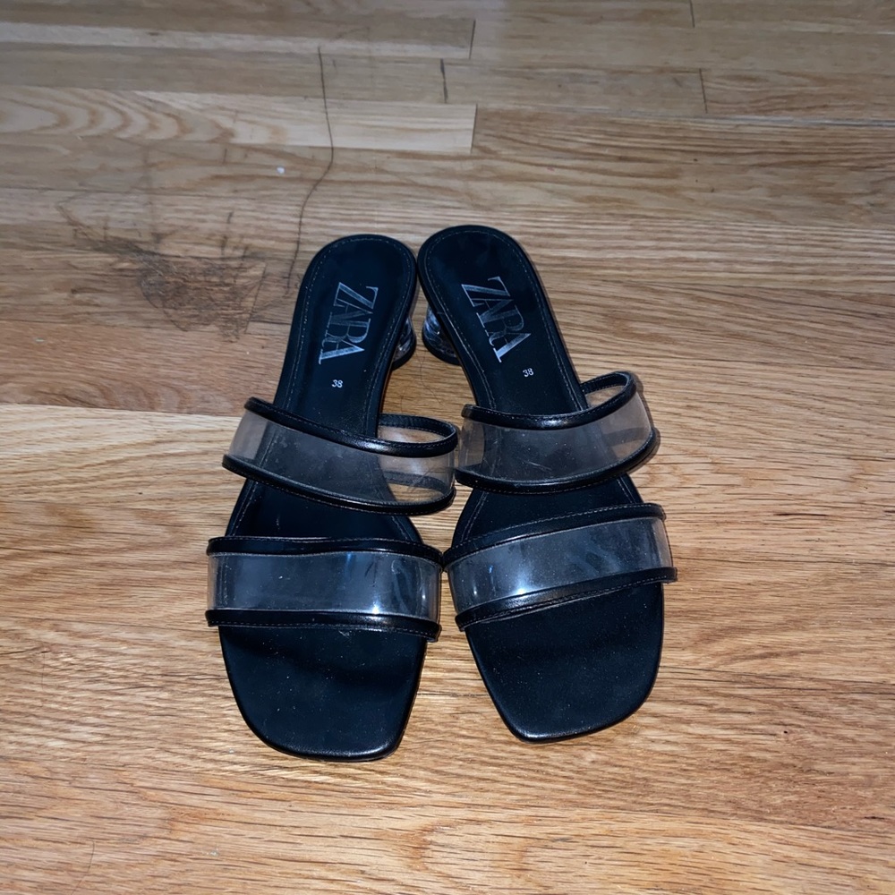 Zara slides